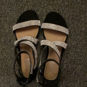 Sandals size 5